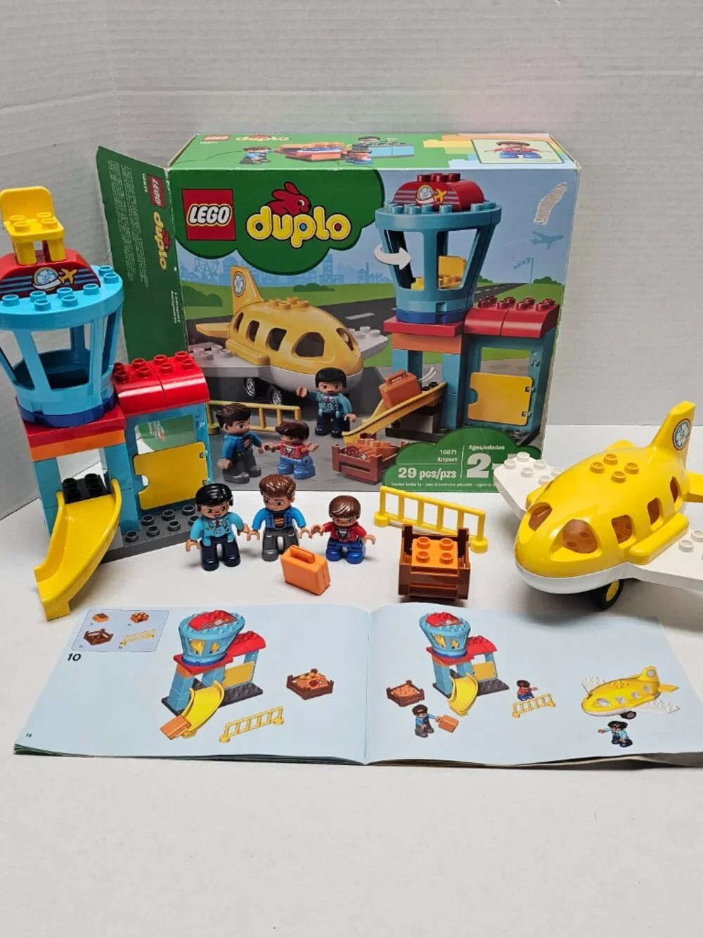 Lego Duplo Town Airport Tower Plane Pilot Luggage Boy Girl Toddler 10871 Set +